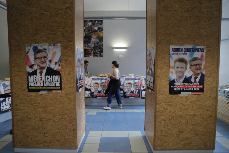 Kampanjlokal i Lille för vänstern ledd av Mélenchon inför parlamentsvalet i juni.