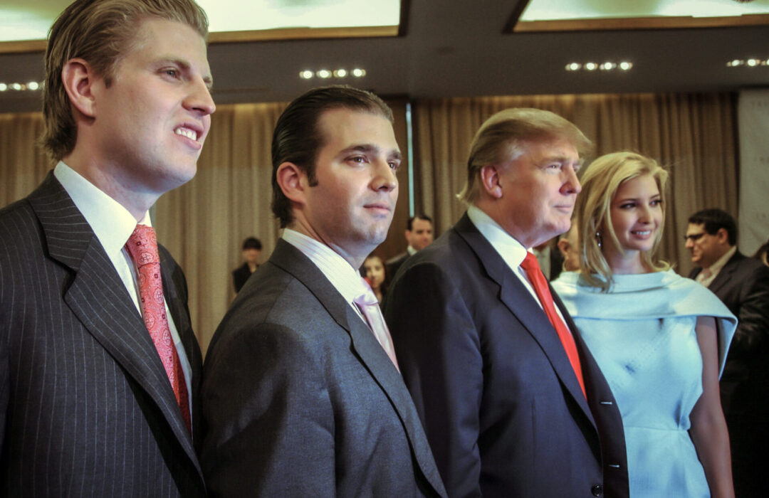 Donald Trump, VD för Trump Organization poserar med sina barn