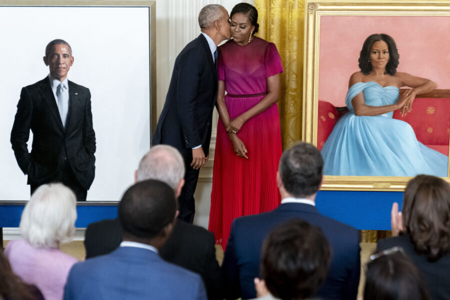 Tidigare president Barack Obama och före detta första damen Michelle Obama avslöjade av Vita huset-porträtt under en ceremoni onsdagen den 7 september 2022.