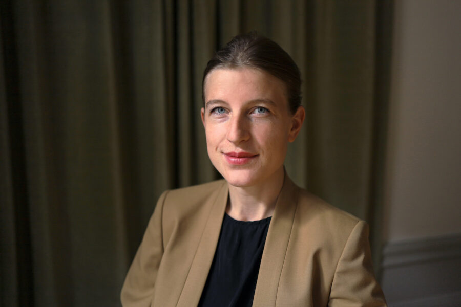 Elinor Odeberg är Chefsekonom på Tankesmedjan Arena idé och författare till Dyrtider.