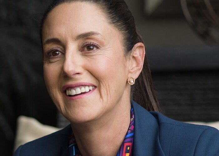 Porträtt med en leende kvinna, Claudia Sheinbaum