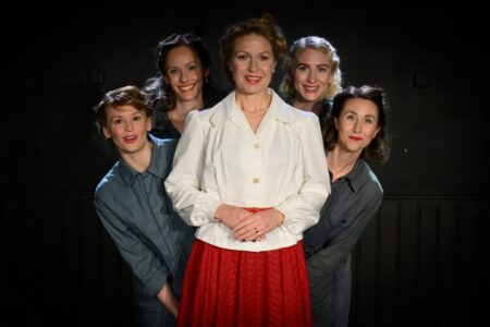 Louise Thörner, Elvira Lindberg, Tina Glenvik, Johanna Lovis Håkansson och Linda Lättman.