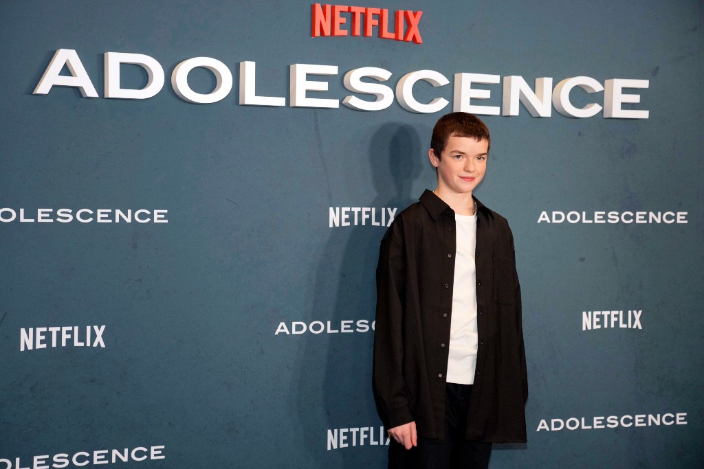 Owen Cooper spelar en av huvudrollerna i serien Adolescence.