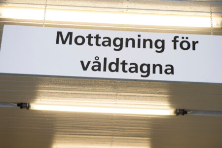 Skylt för Mottagning för våldtagna