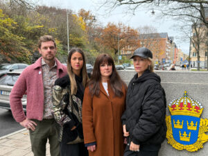 Jacob Flärdh, Ida Östensson, Maria Dufva, Eva Röse, vid polishus.