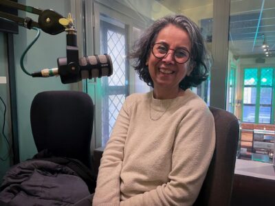 Porträtt på Soheyla Yazdanpanah, lektor i genuskunskap vid Södertörn.